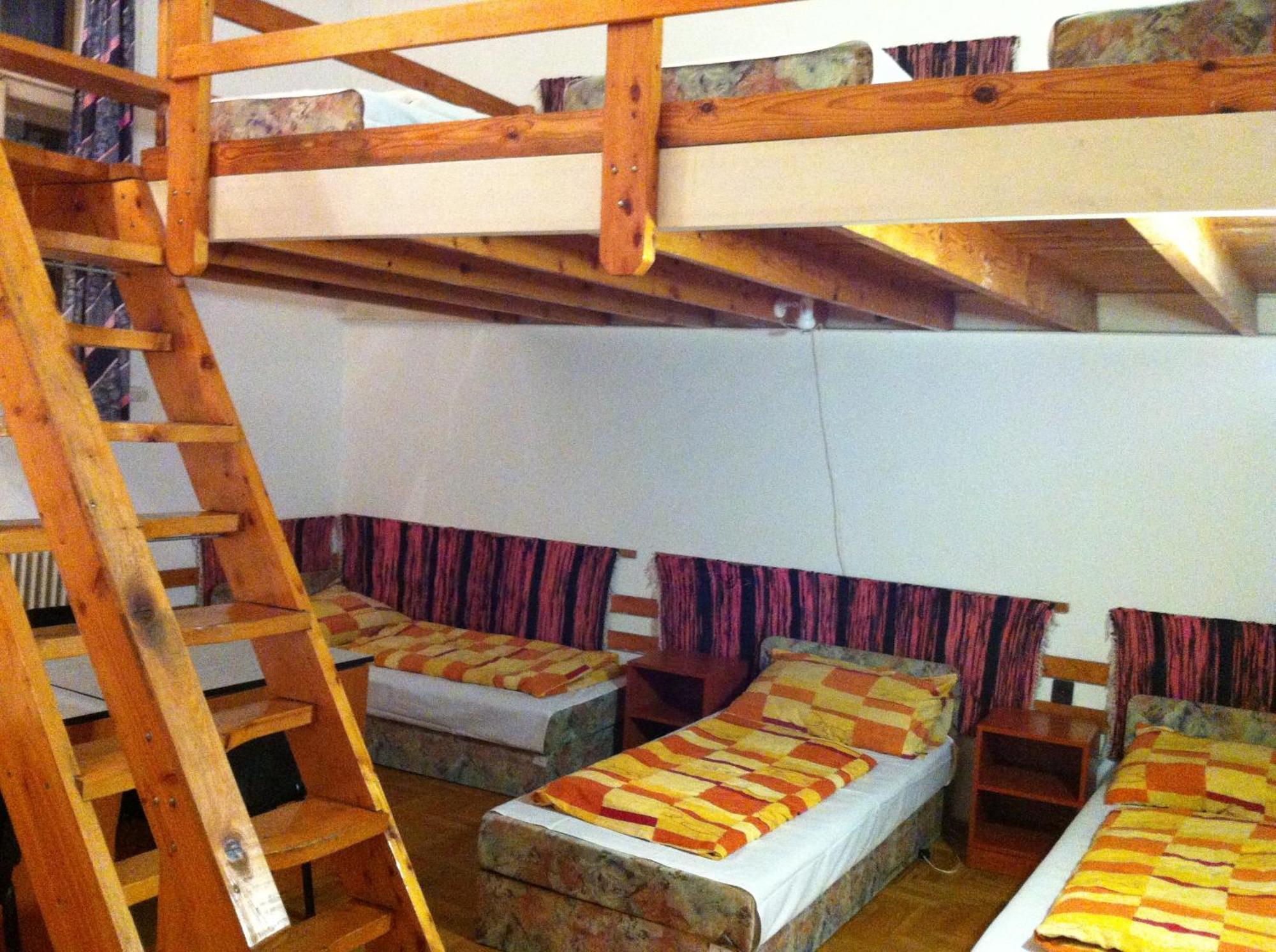 Season Hostel 2 - Budapest — Fotók 1